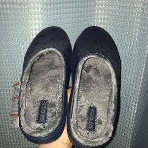 NEW Crocs Women’s Freesail Plushlined Clogs